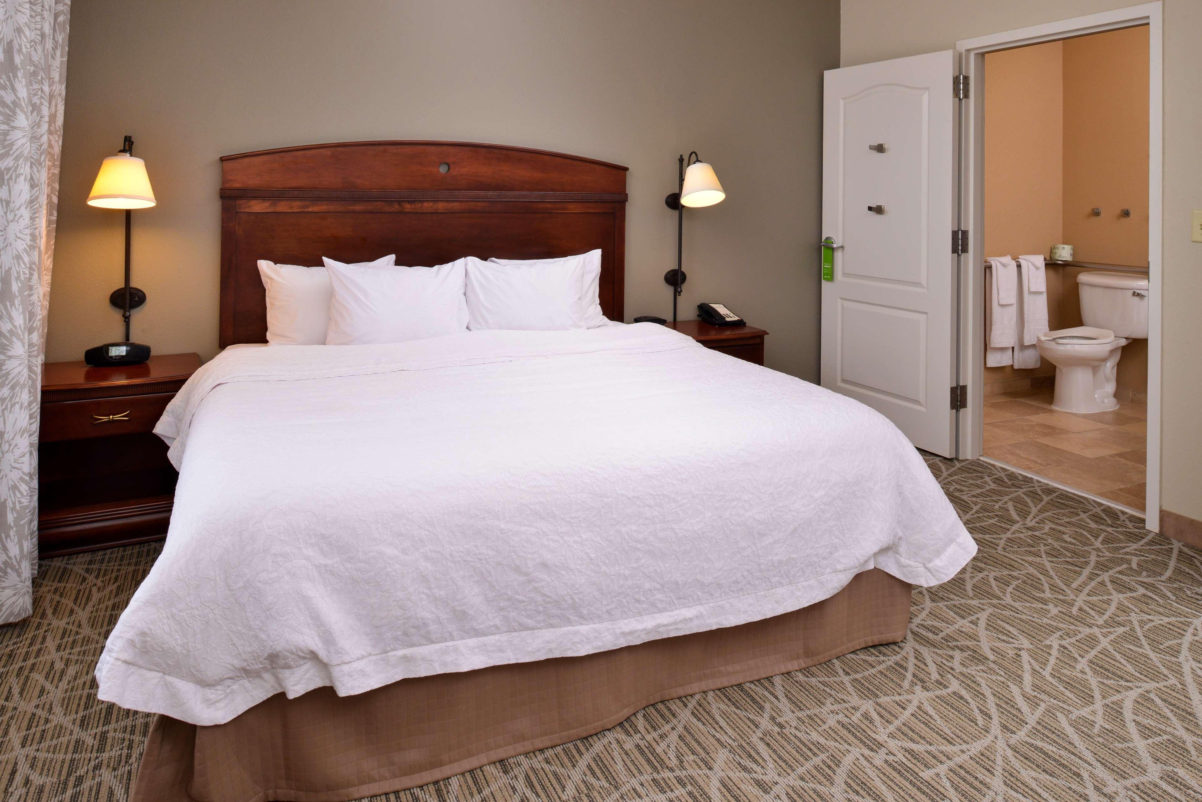 Hampton Inn By Hilton Litchfield Екстериор снимка