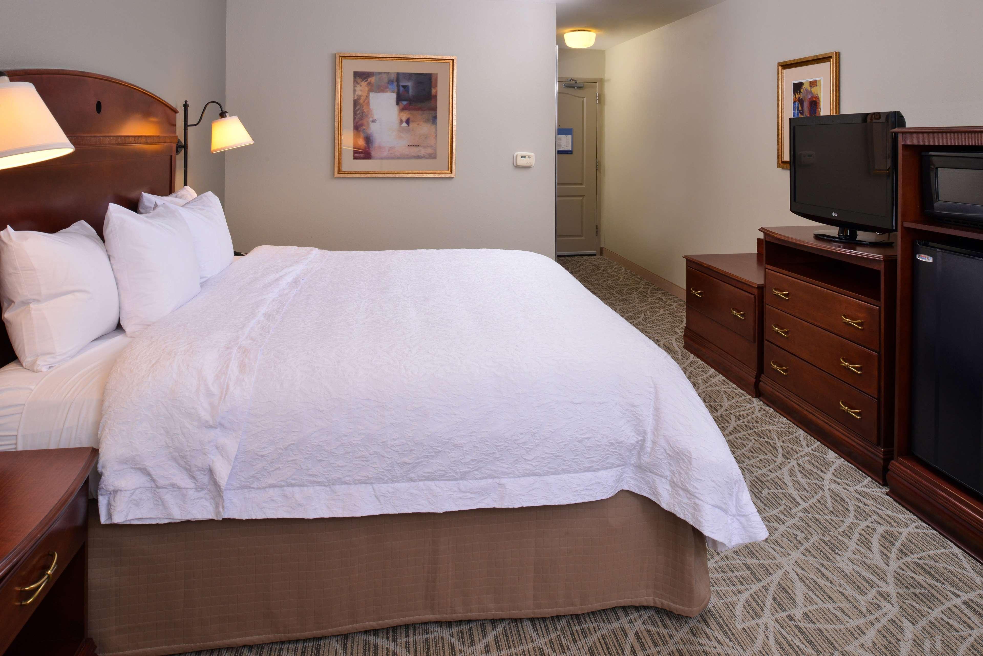 Hampton Inn By Hilton Litchfield Екстериор снимка
