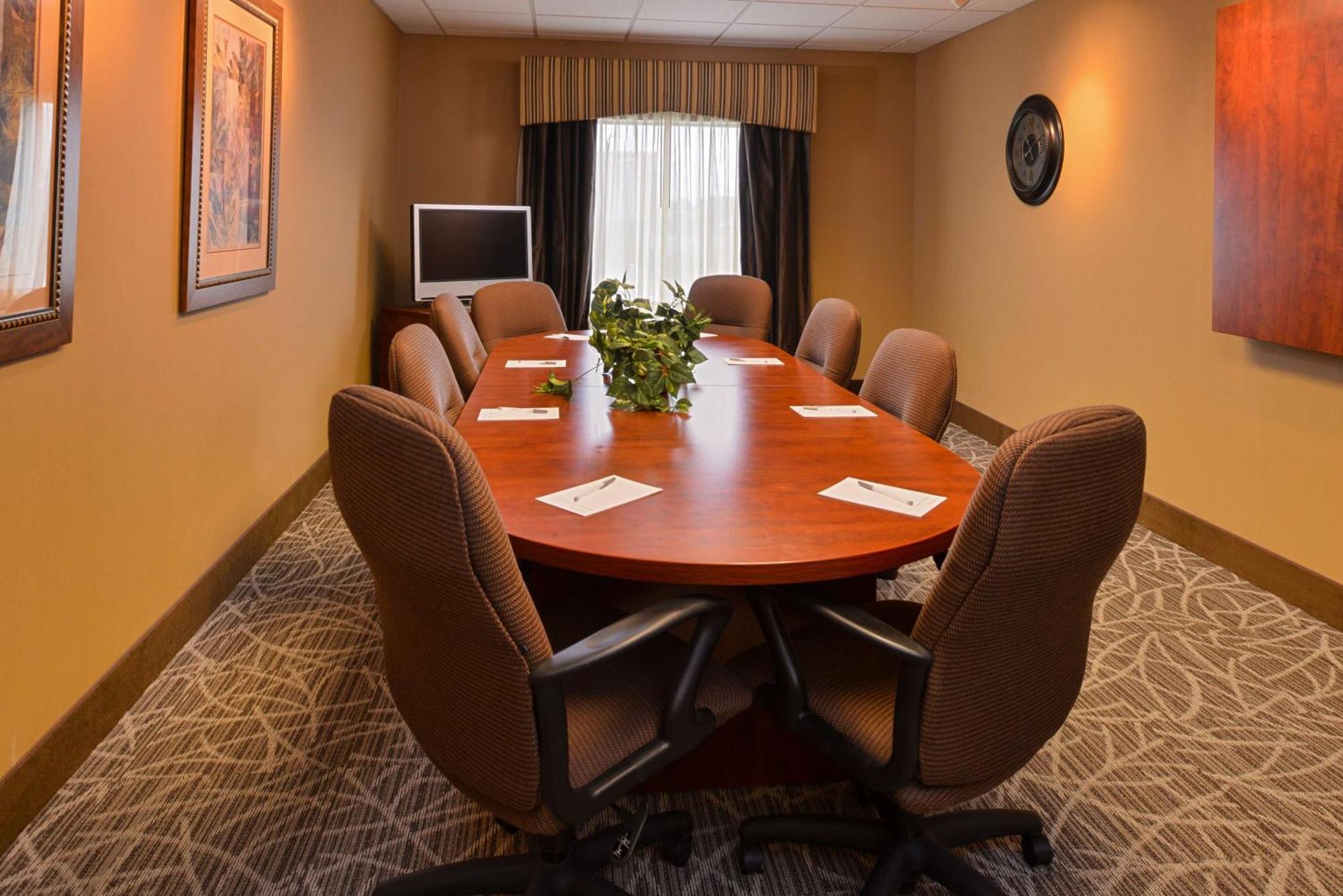 Hampton Inn By Hilton Litchfield Екстериор снимка