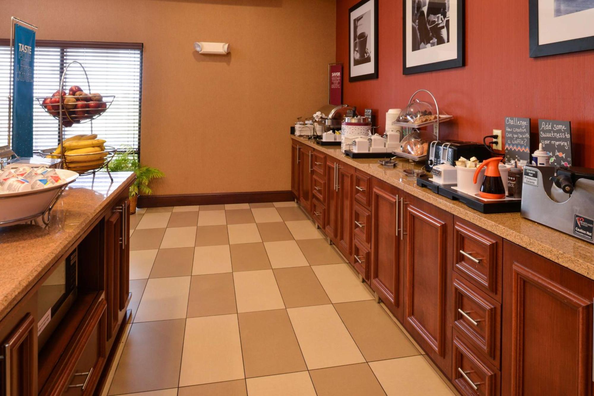 Hampton Inn By Hilton Litchfield Екстериор снимка