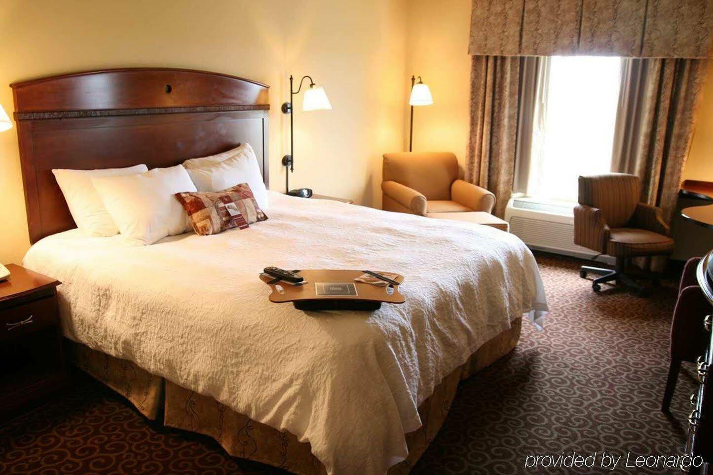 Hampton Inn By Hilton Litchfield Стая снимка